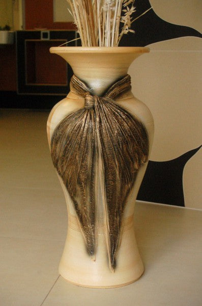 Edle 60 cm Bodenvase beige