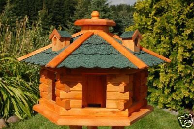 Vogelhäuschen, Vogelhaus mit Bitumschindeln, behandelt