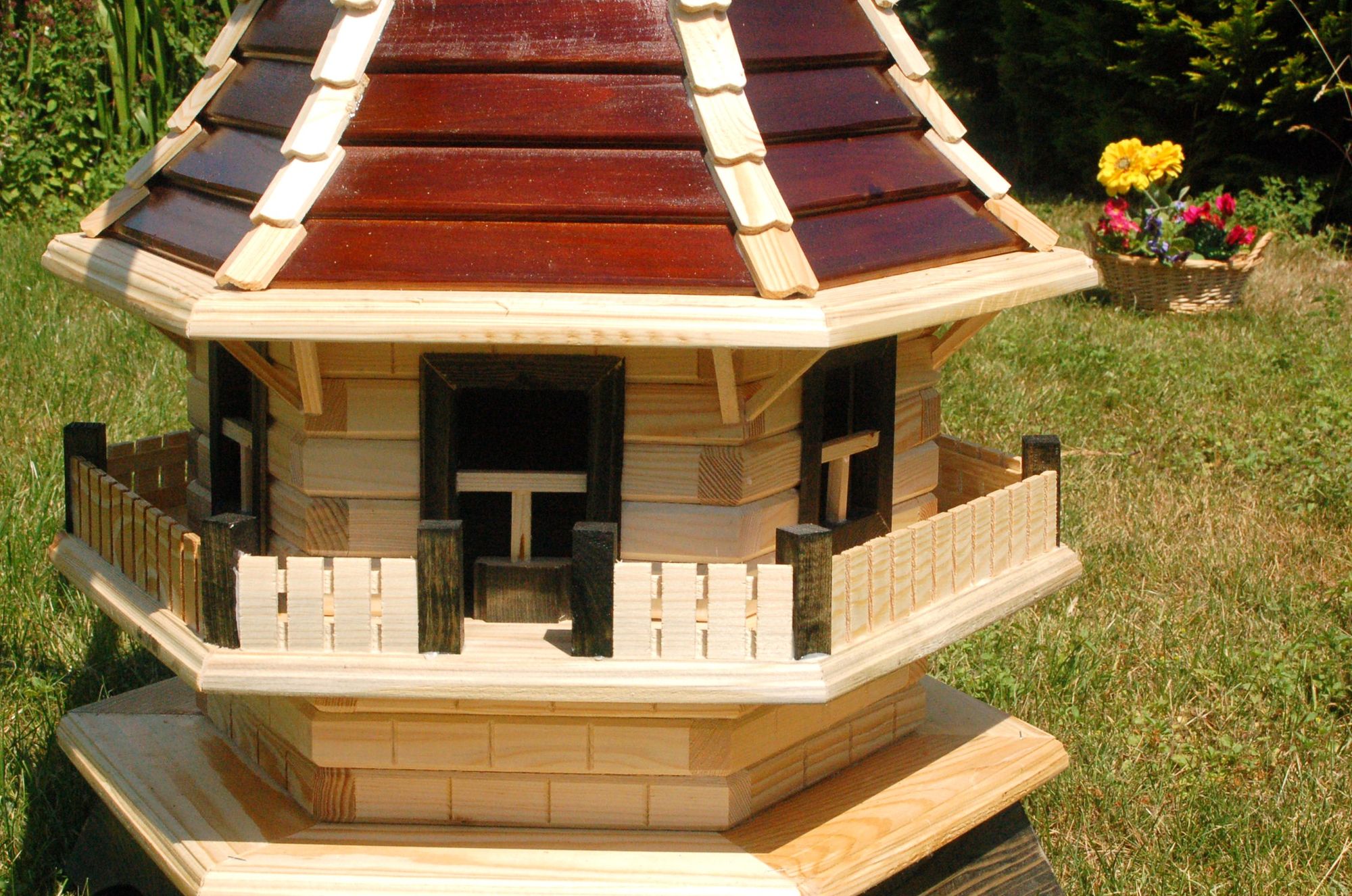 Windmühle mit braunem Lamellendach – Höhe 1,3 m - Ansicht 2