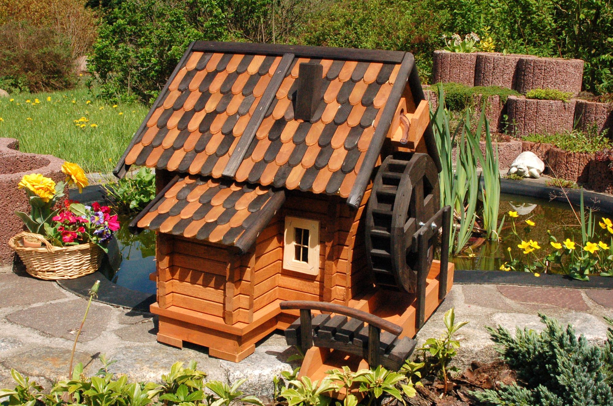 Wassermühle im Blockhausstil | 68cm mit Holzschindeln - Ansicht 2