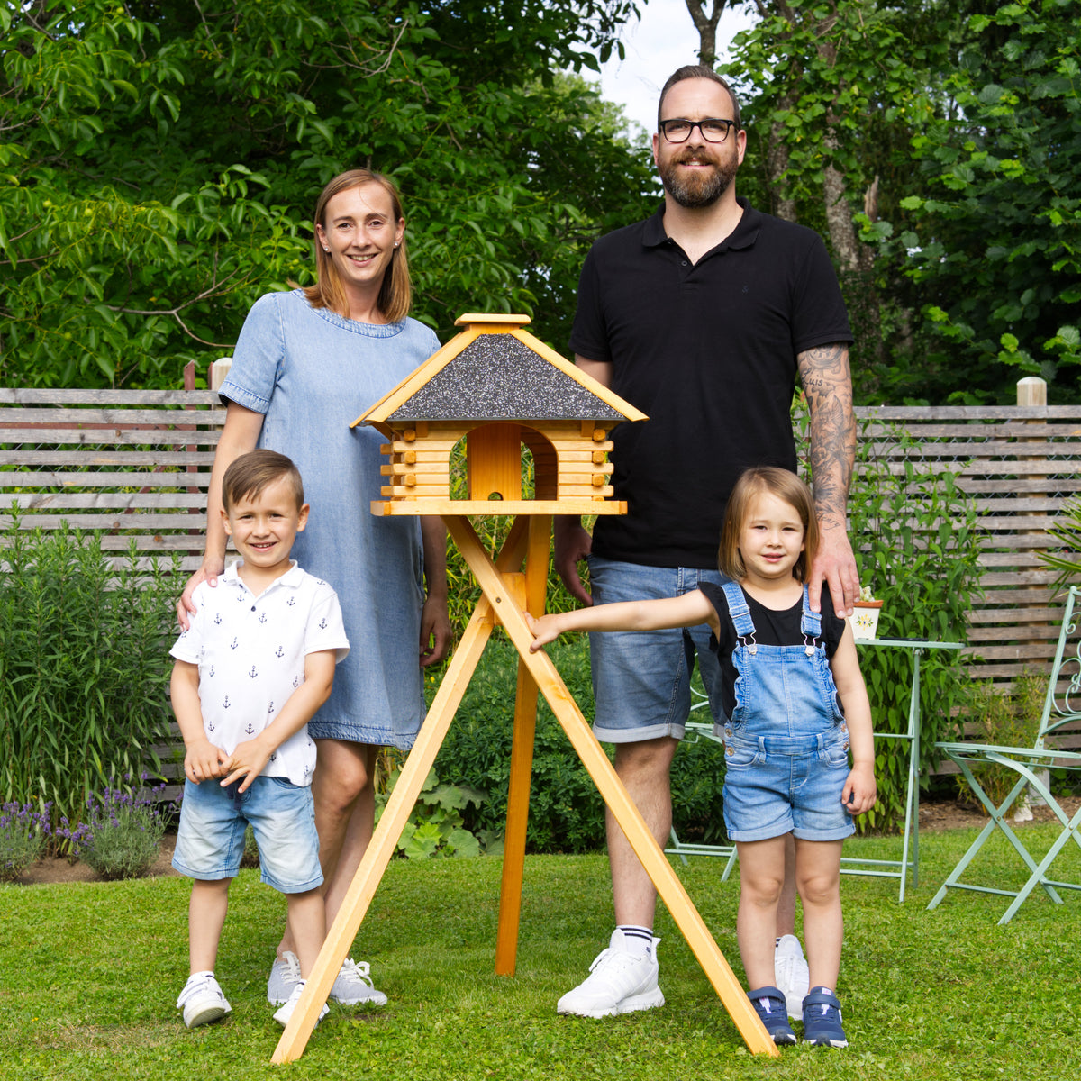 Vogelhaus V 20 Stein mit Ständer