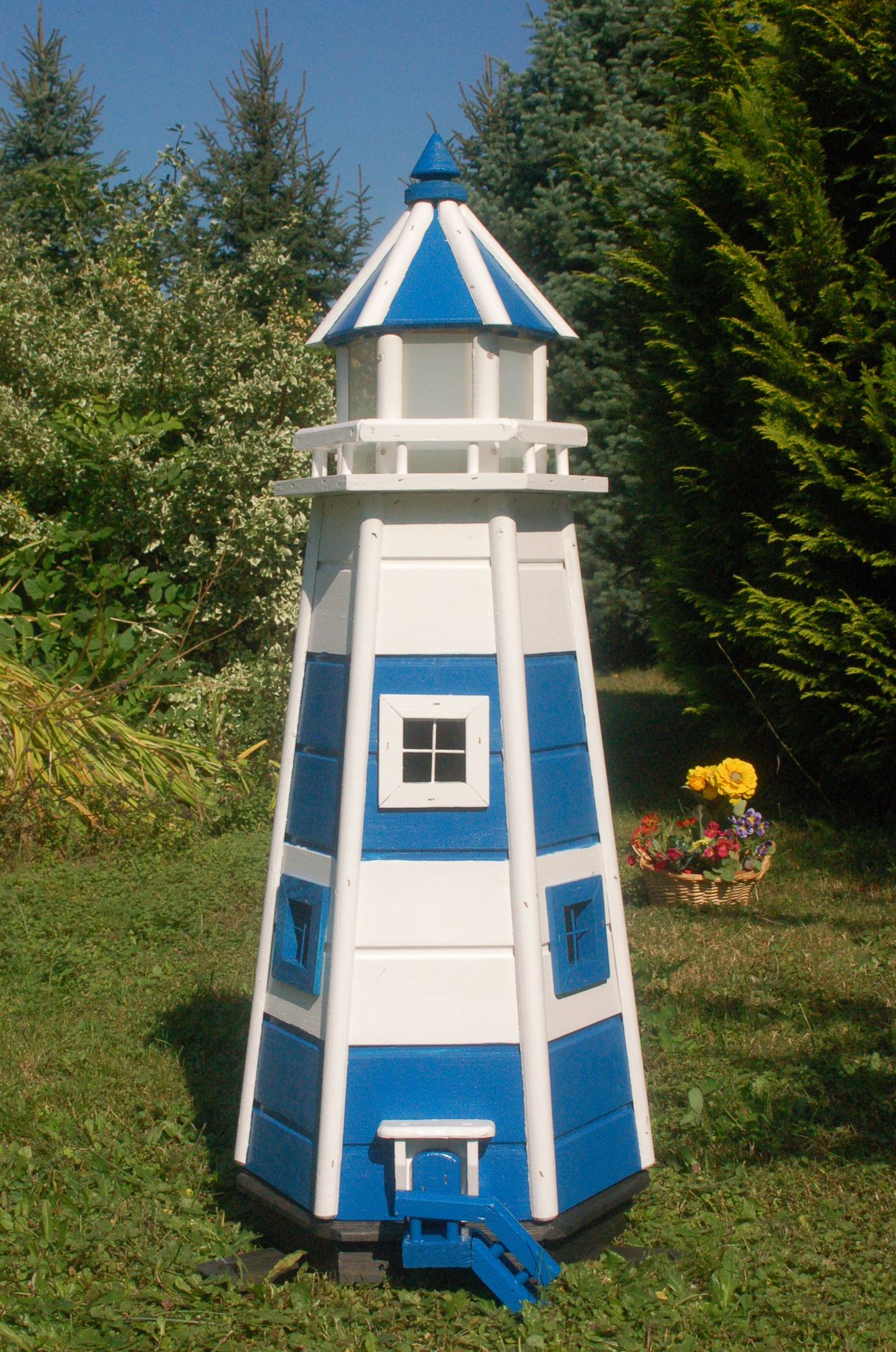 Garten-Leuchtturm - Höhe 1,10 m - blau/weiß - 230 V Netzanschluss einfarbig