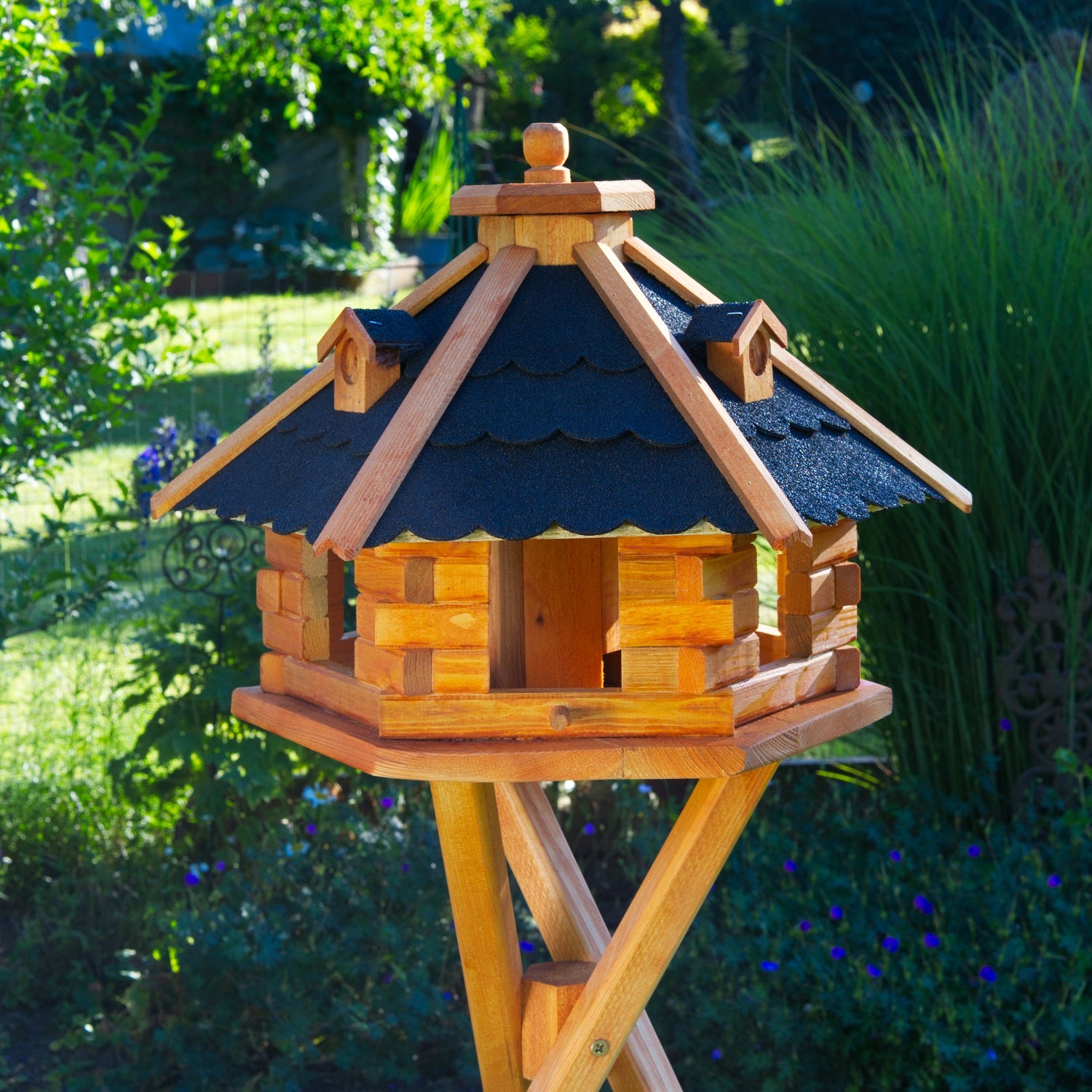 I Futterstation - Holz & farbiges Dach - 55 x 37 cm - Ansicht 6