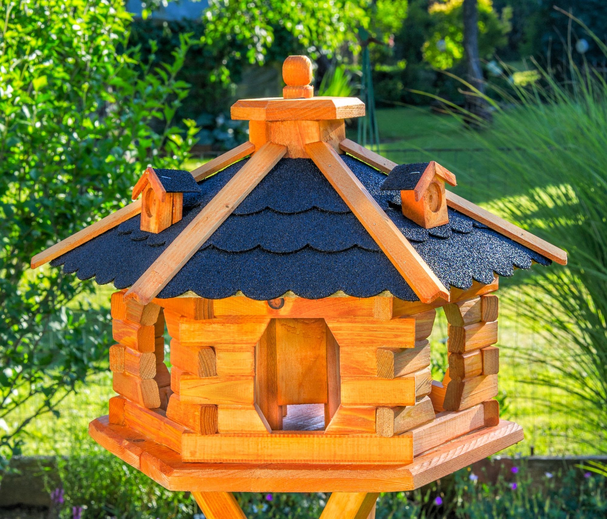 Vogelhaus V16 Variante in verschiedenen Größen und Farben mit oder ohne Ständer oder Solar - Ansicht 3