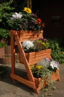 Blumentreppe, Blumenleiter, Pflanztreppe, Pflanzleiter Breite aus Holz